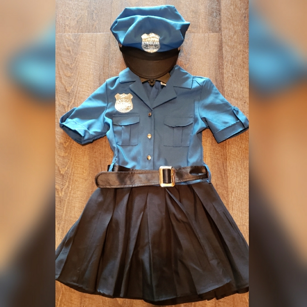 Costume